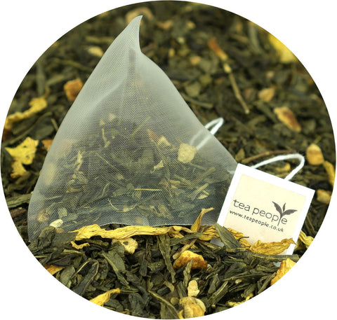 Comforting lemon green tea pyramids