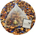 Spiced apple - Fruit tea pyramids with dried apple pieces and natural spices